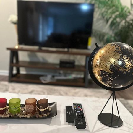 Zees Private Room Норфолк Екстериор снимка