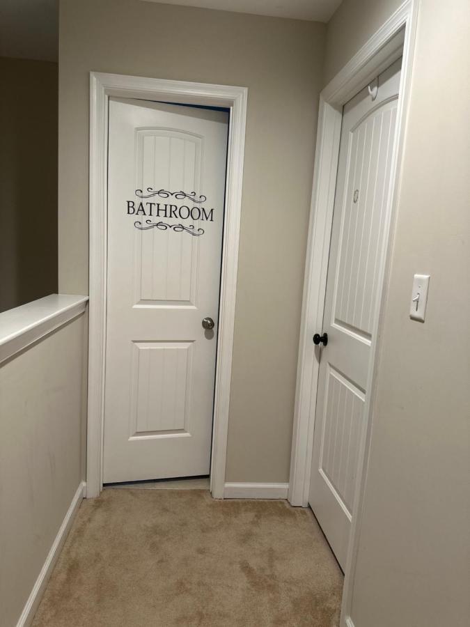 Zees Private Room Норфолк Екстериор снимка